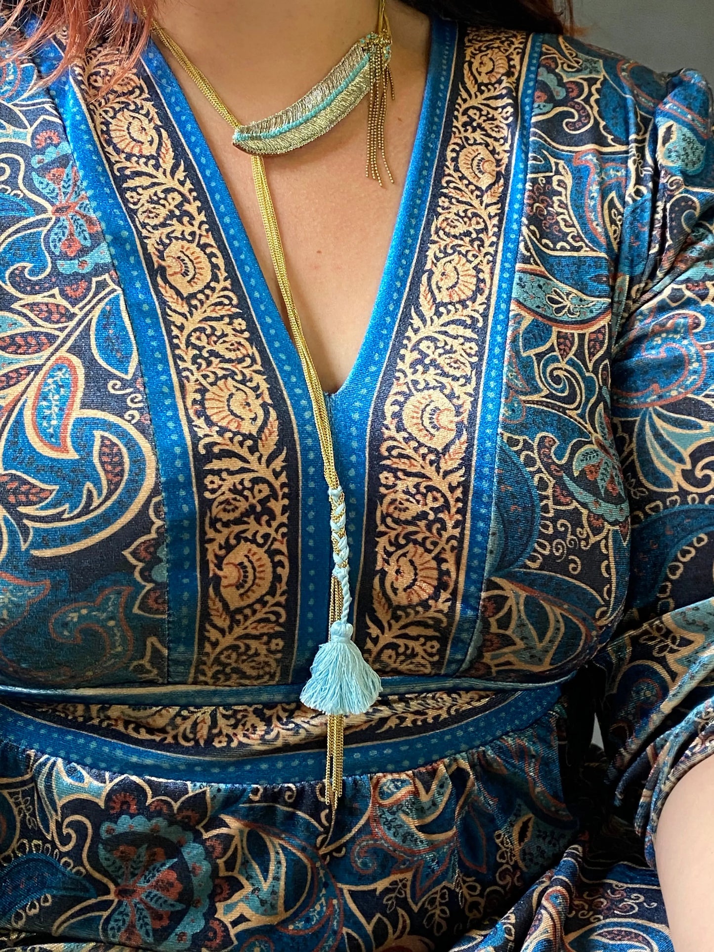 1 sautoir plume cuir argent / turquoise Nahua