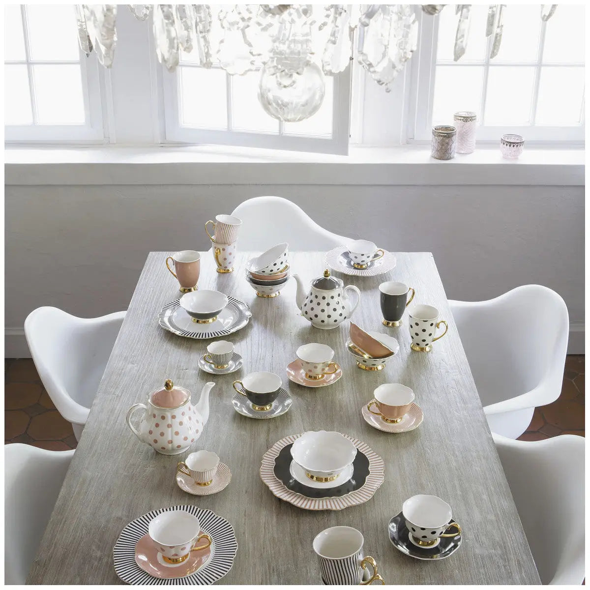 Assiette plate Madame de Récamier - Gris foncé Mathilde M