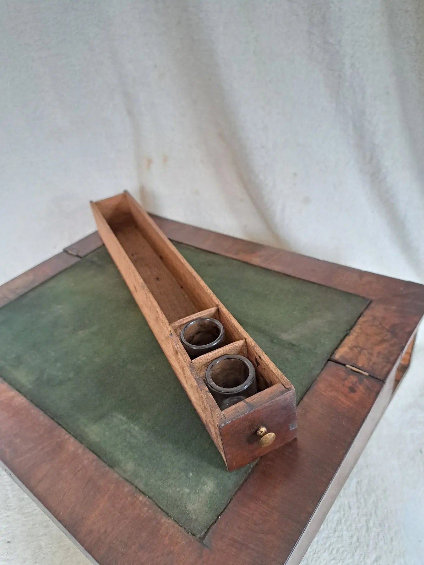 Boîte à écrire avec encrier Antik brokant