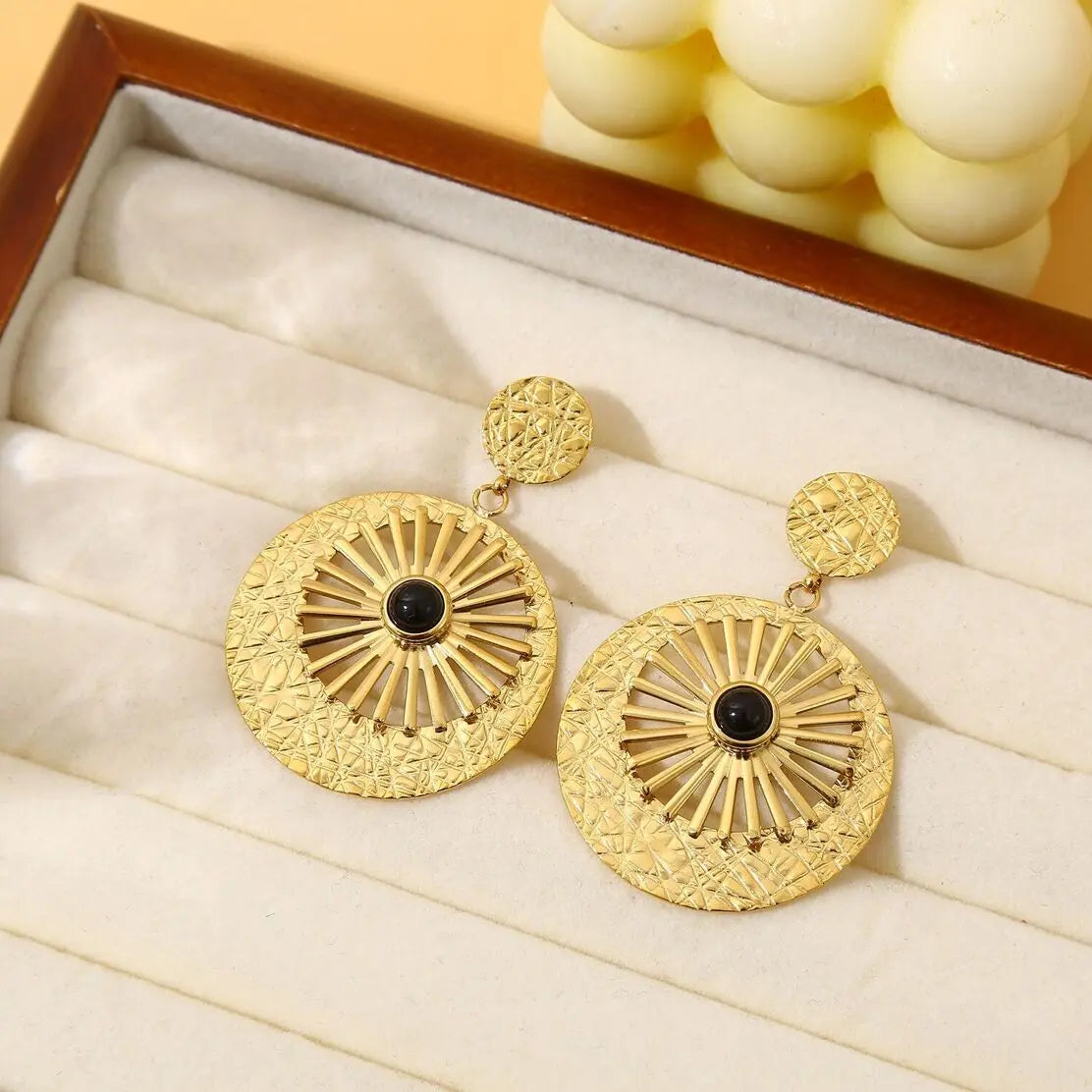 Boucles d'oreilles dorées pendantes avec pierre noir Eclat Paris