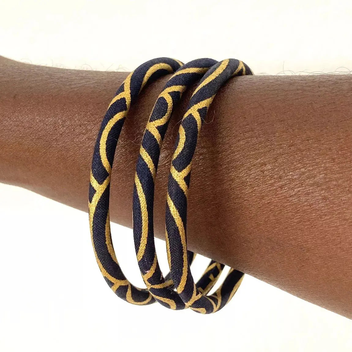 Bracelet Jonc Japonais Seigaiha noir et doré MéloKane