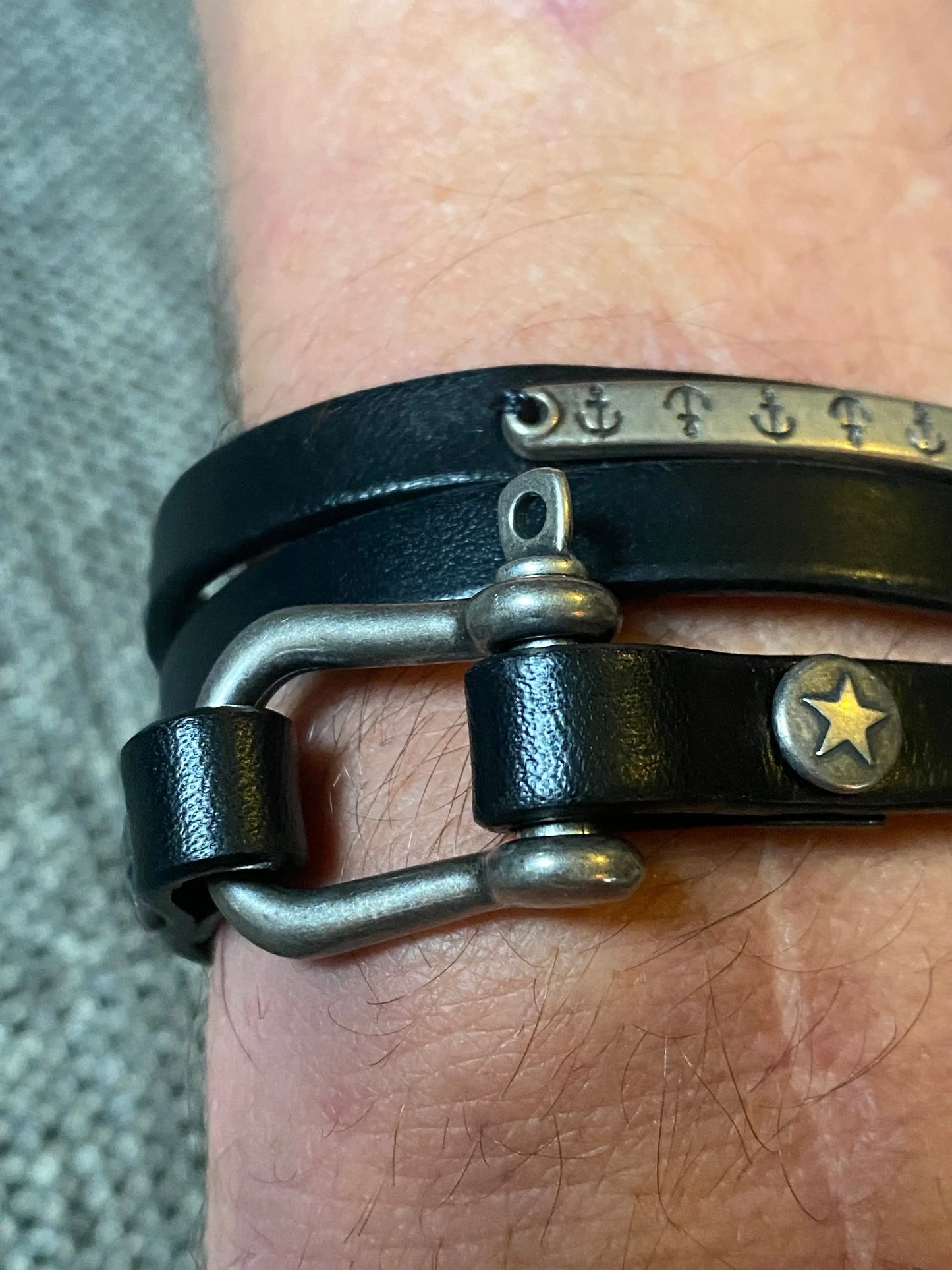 Bracelet homme cuir "manille" HS