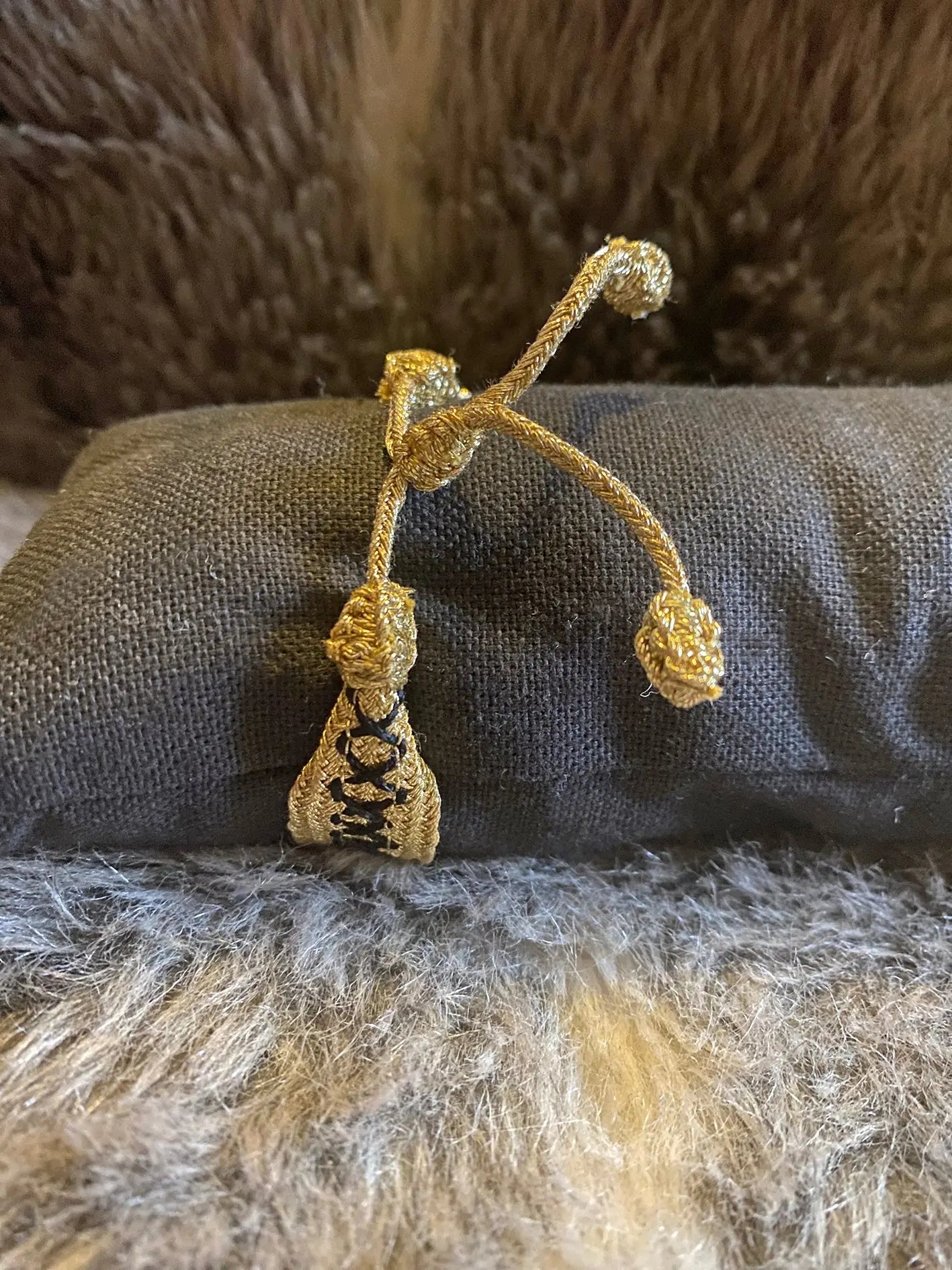 Bracelet passementerie DORE et NOIR ART&MISS