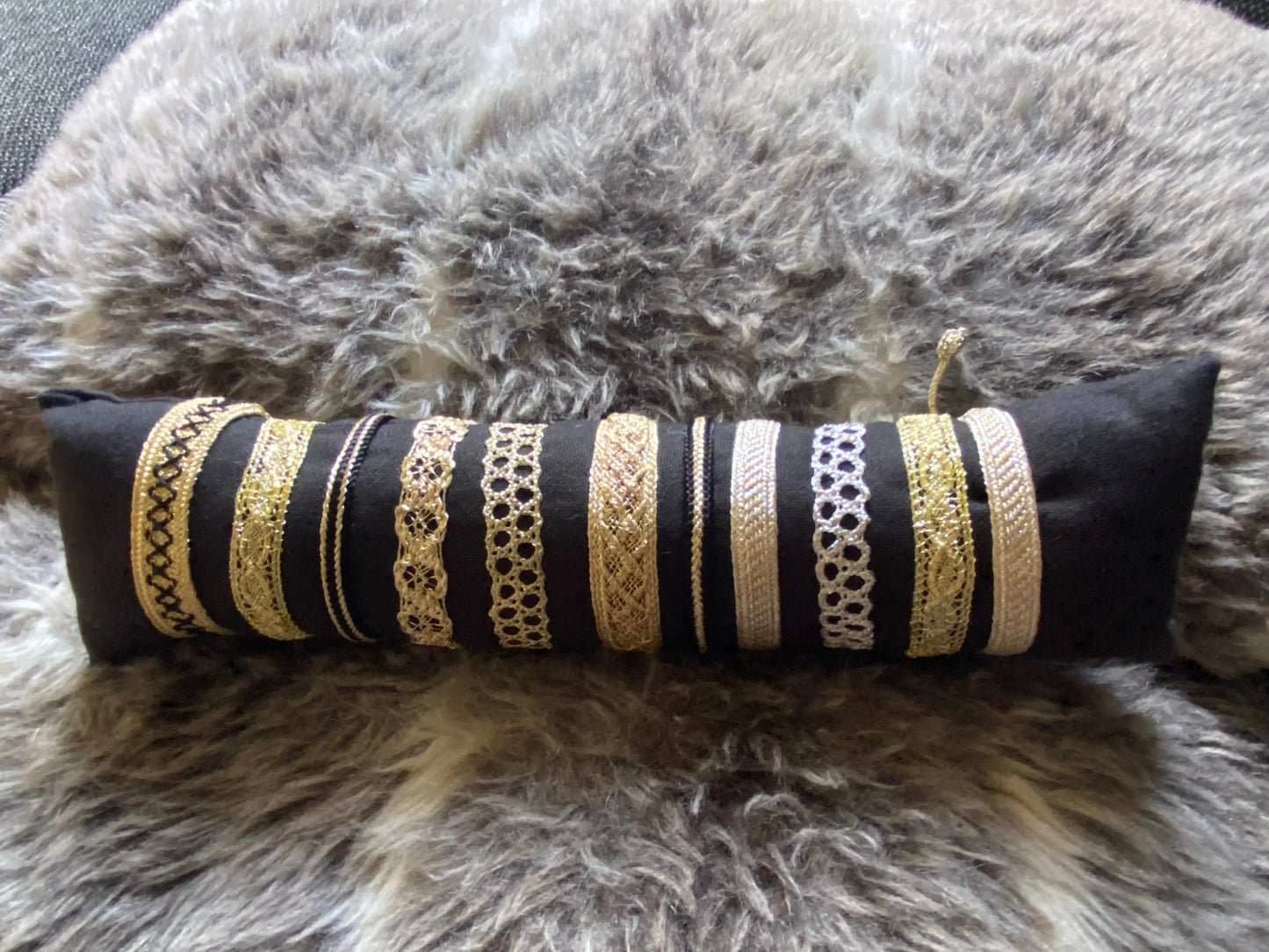 Bracelet passementerie DORE et NOIR ART&MISS