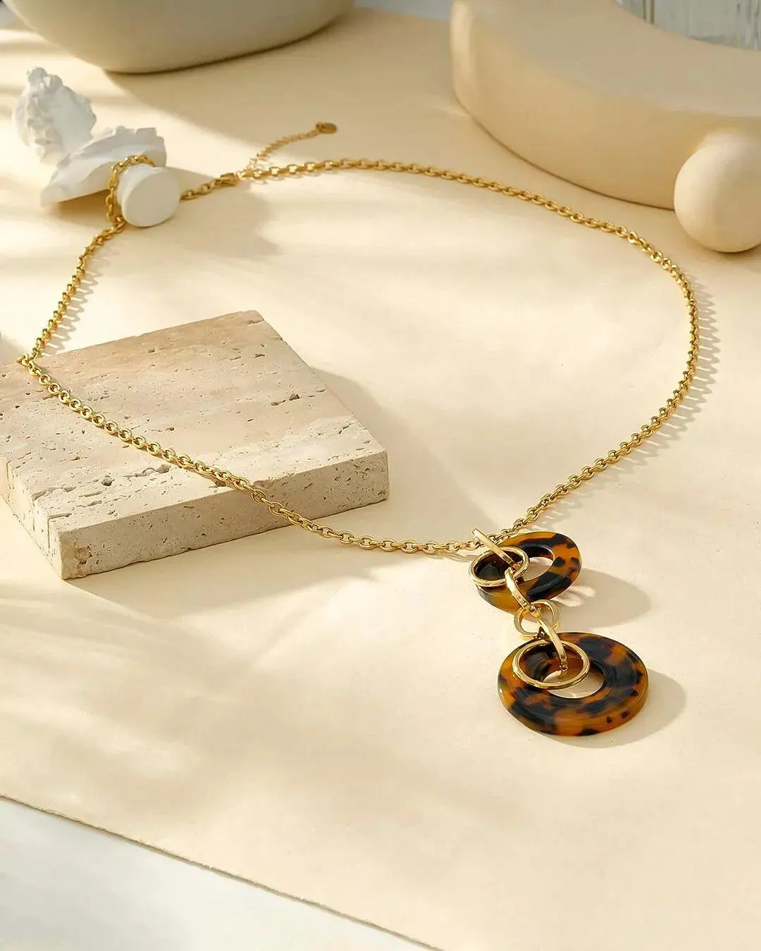 Collier Sautoir Chaîne Double Cercle Acrylique Motif Animalier Léopard Eclat Paris