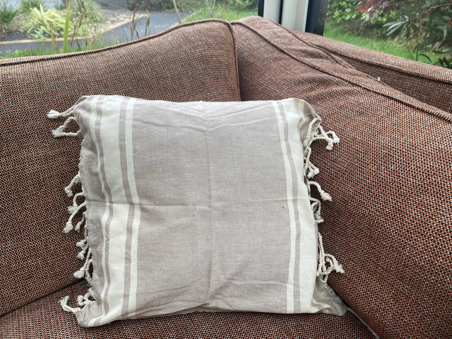 Coussin gris et écru (housse) Calma house