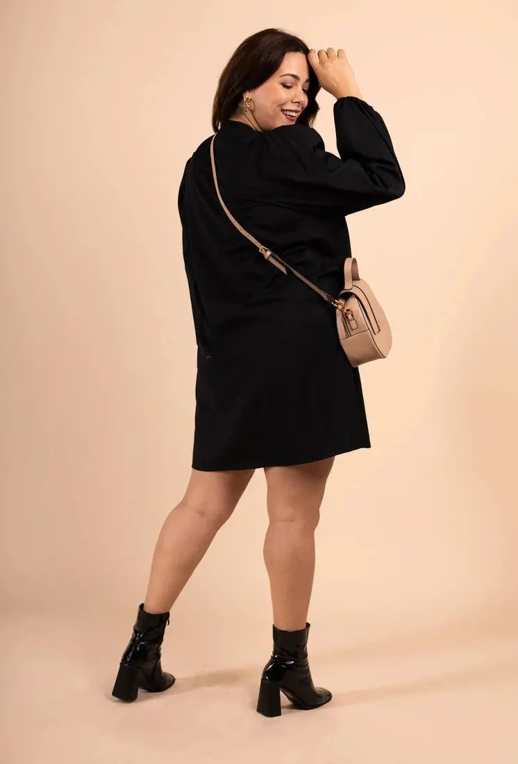 Robe coupe droite manches bouffantes noire you udress