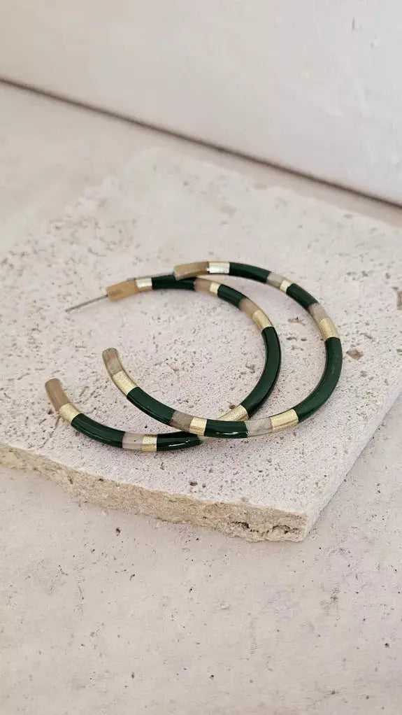 Boucles d'Oreilles Créoles en Corne - 6 cm - Kaki & Gold ART&MISS