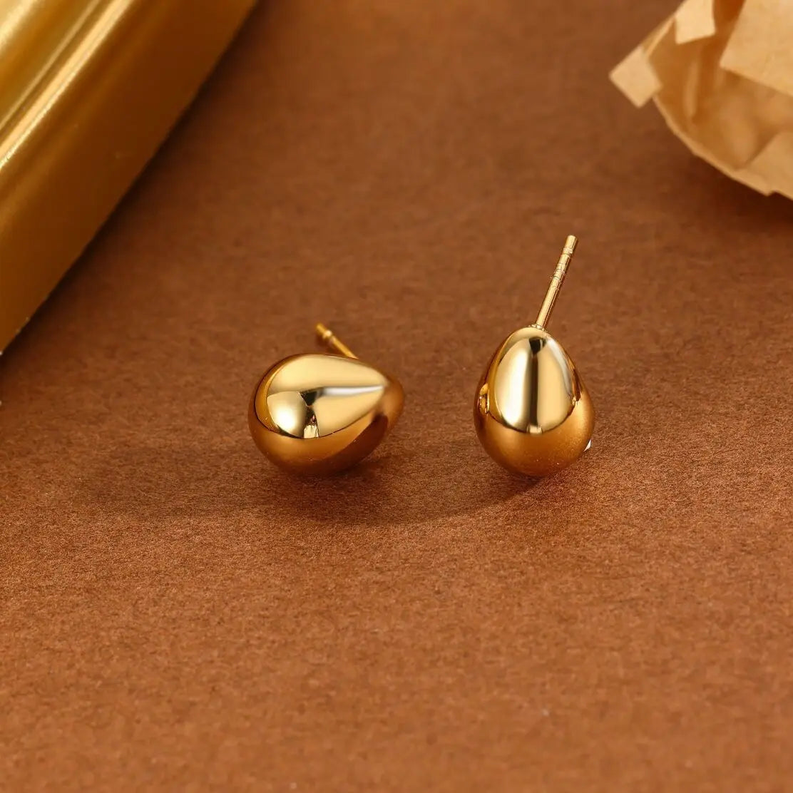 Boucles d'Oreilles Dorées Puces Gouttes Epaisses Brillantes Eclat Paris
