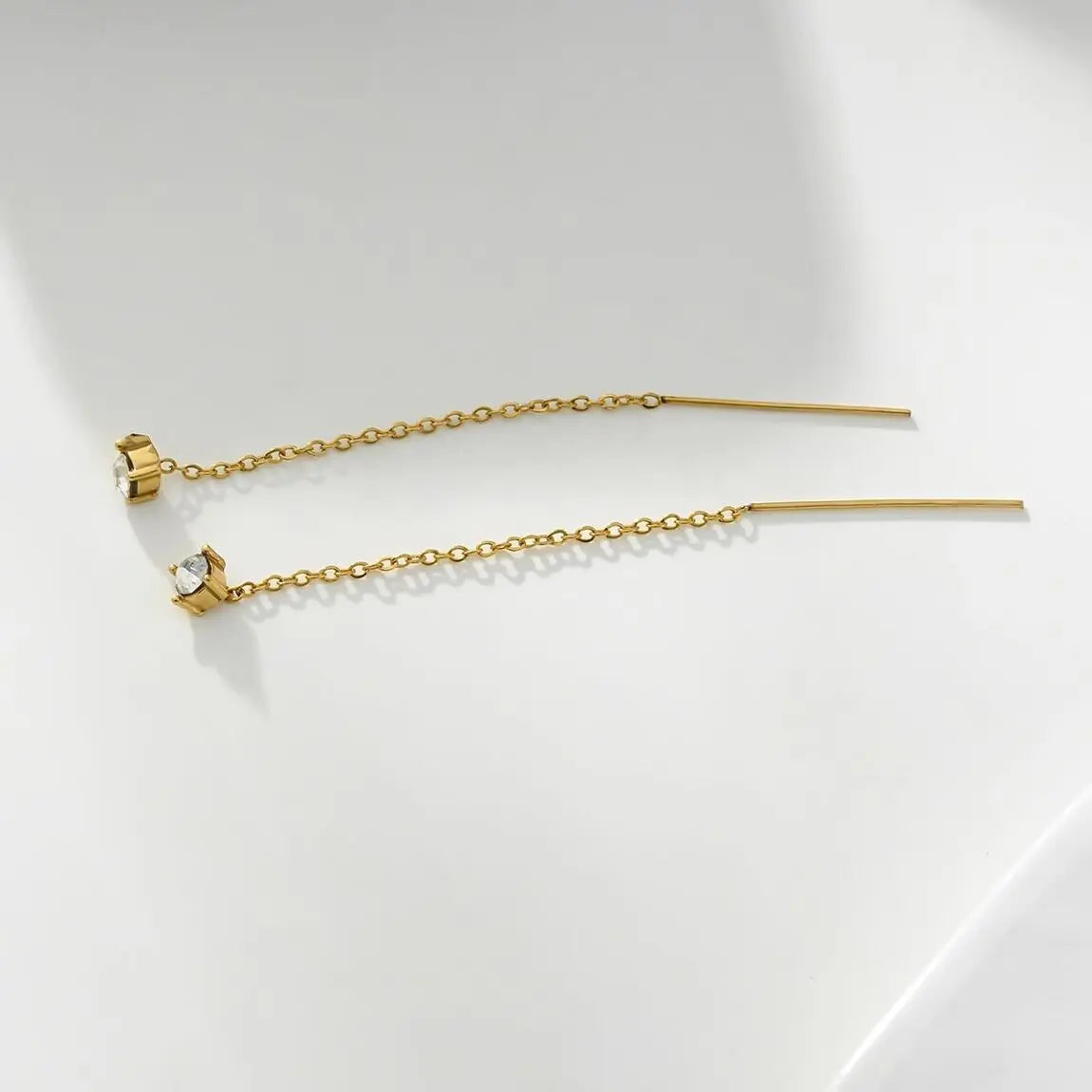 Boucles d'Oreilles Dorées Strass avec Chaînes Eclat Paris
