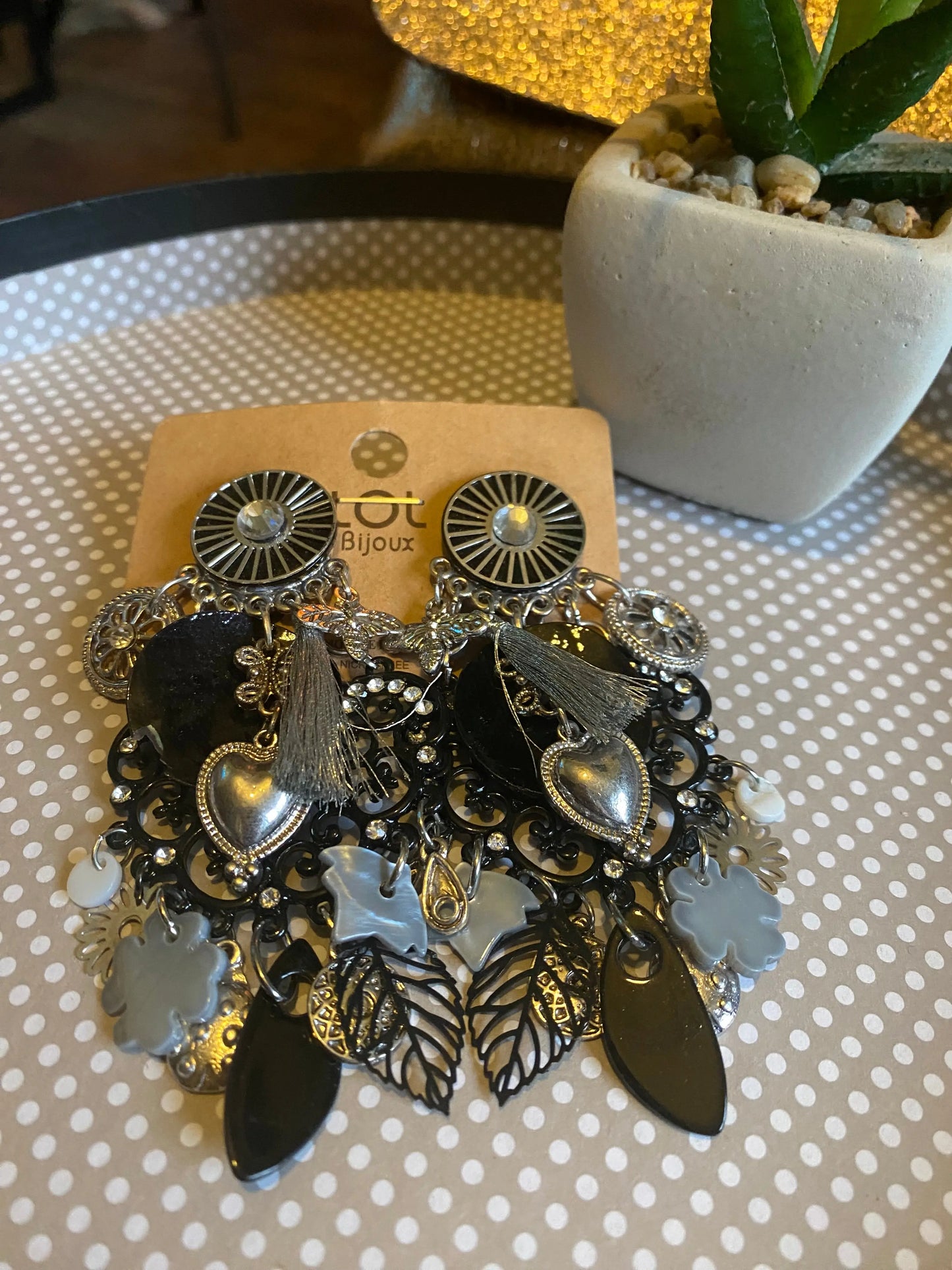 Boucles d'oreilles à clip cœurs et feuilles Lolilota