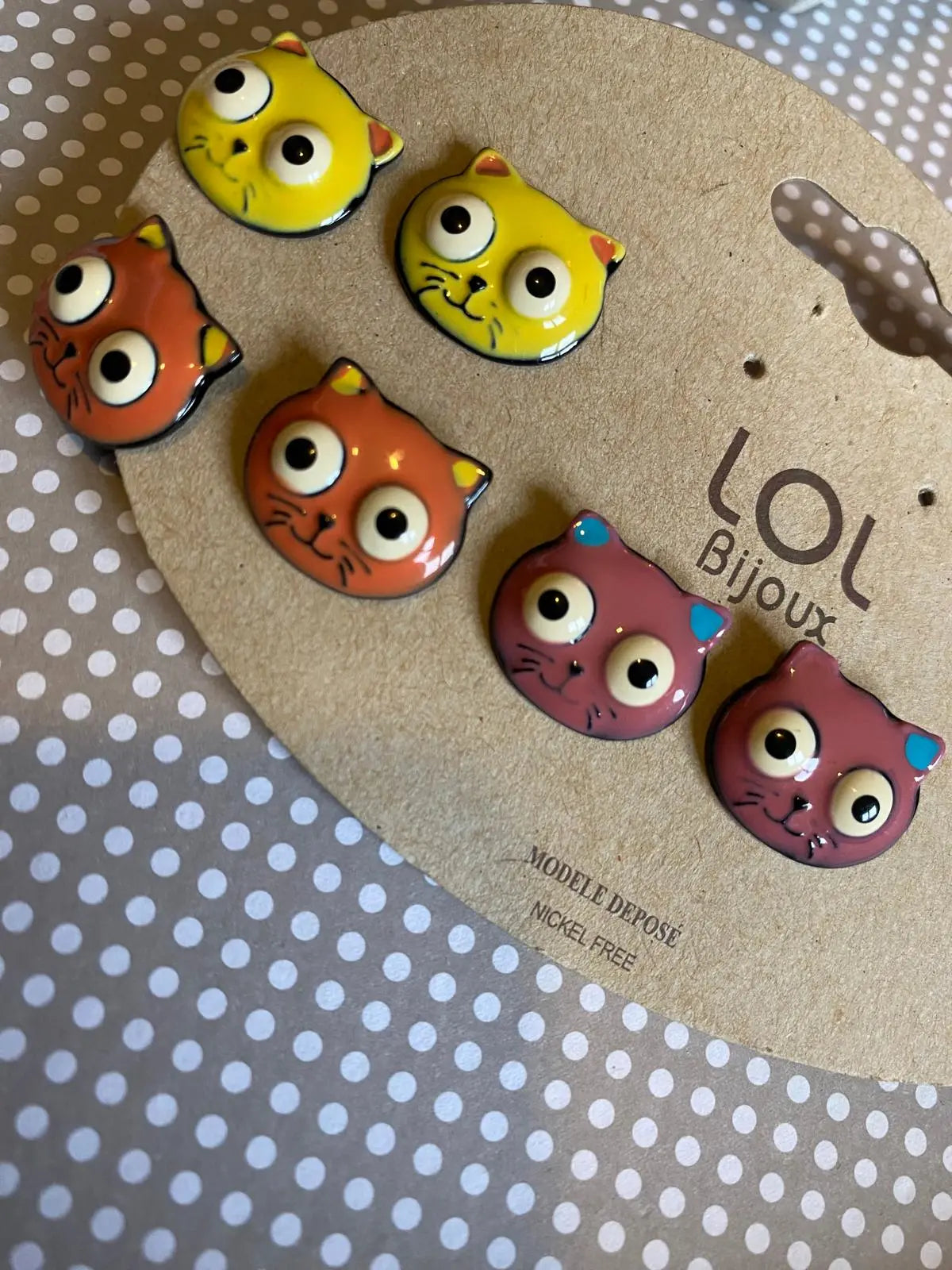 Boucles d'oreilles puces tête de chat Lolilota Lolilota