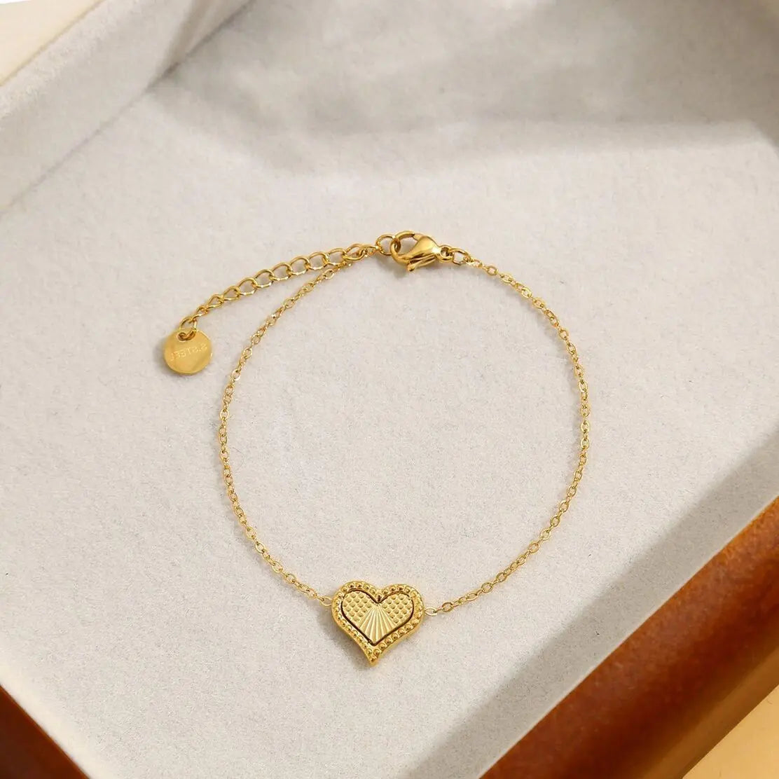 Bracelet chaîne dorée petit cœur Eclat Paris