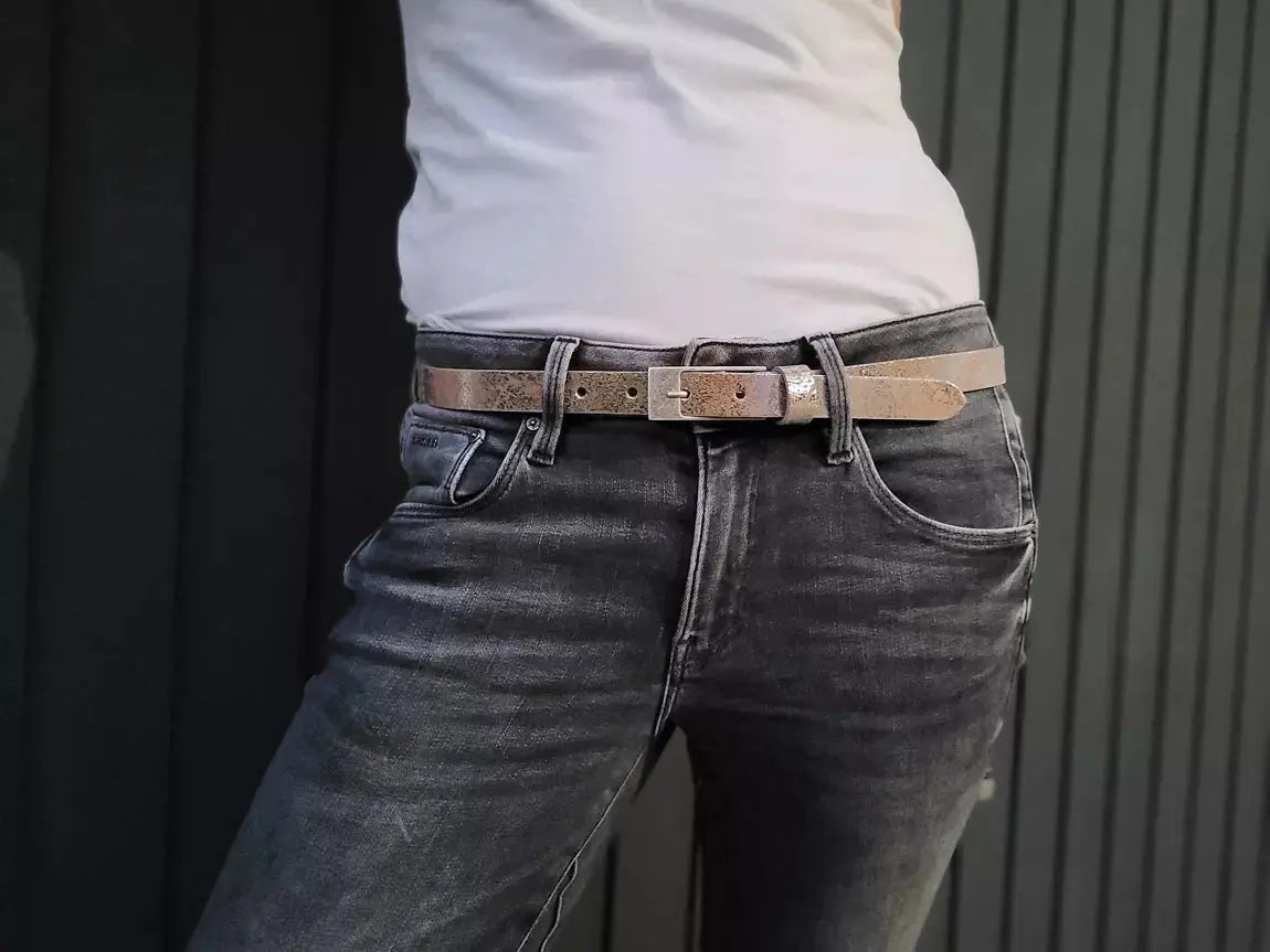 Ceinture femme cuir argent brillant étroit métallisé Cintura M