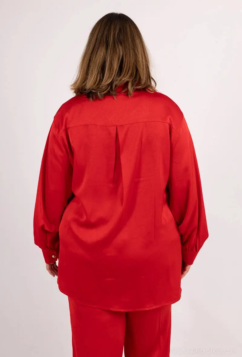 Chemise rouge à bouton en satine 2W Paris