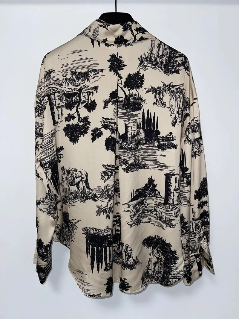 Chemise soyeuse imprimée noire Pomme Rouge