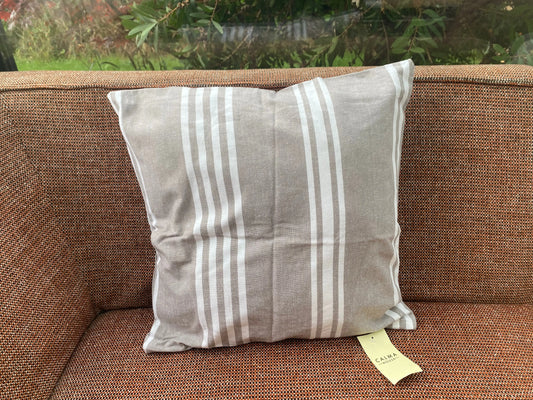 Coussin gris, rayures écrues (housse) Calma house