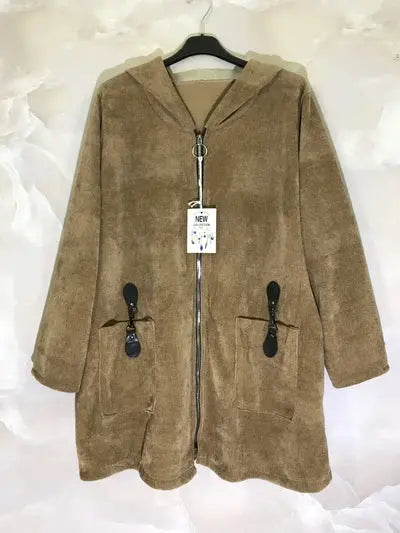 Gilet à capuche en velours avec accessoires sur les poches D&L CREATION