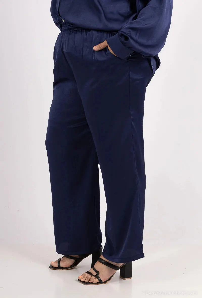 Pantalon unicolore à jambes larges en satine 2W Paris