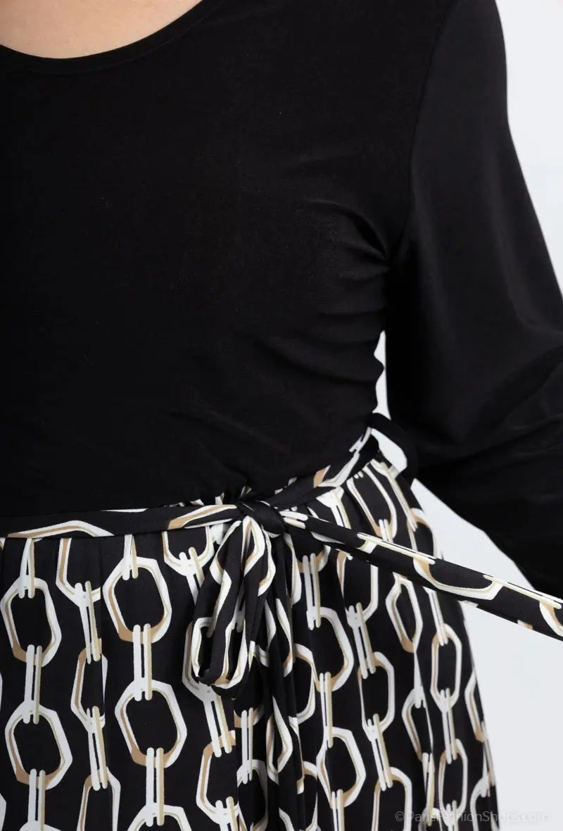 Robe bicolore en col ronde à ceinturée et evasée à manches long 2W Paris