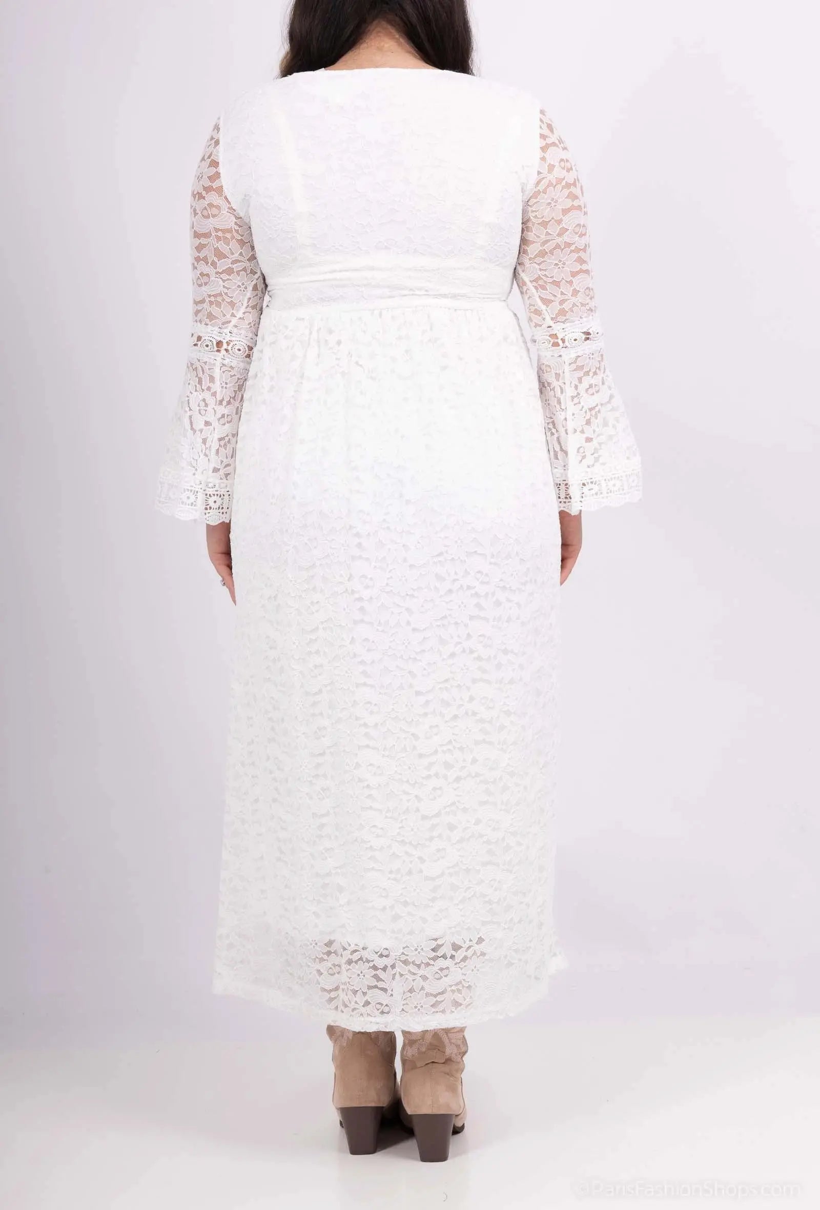 Robe blanche élégante en dentelle délicate LilieRose