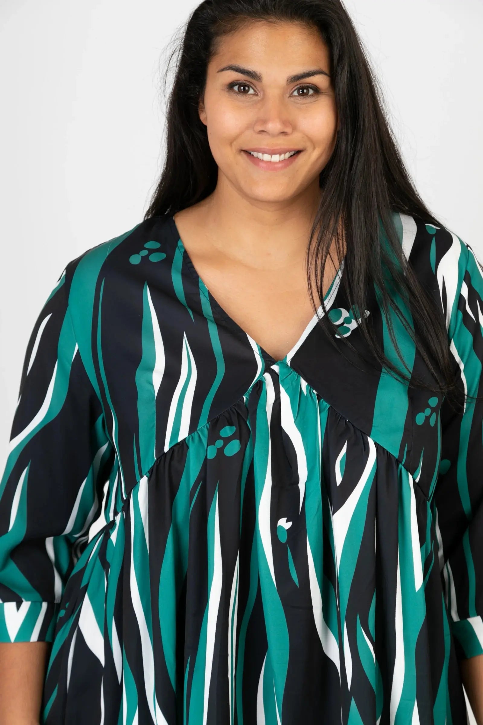 Robe imprimée verte Pomme Rouge