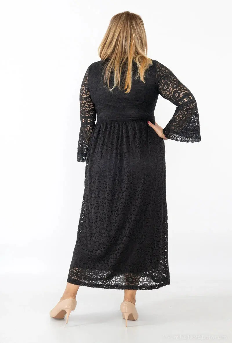 Robe noire élégante en dentelle délicate LilieRose