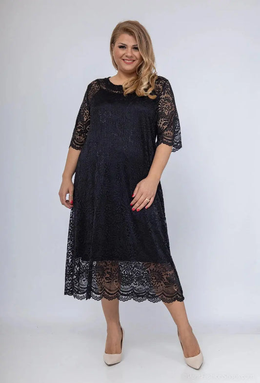 Robe noire en dentelle à 1/2 2W Paris